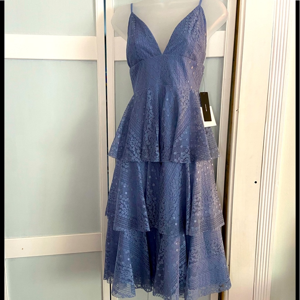 Endless Romance Tiered Lace Dress
LULUS SZ. Small